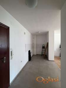 PRODAJA DVOSOBNOG STANA - BULEVAR PATRIJARHA PAVLA